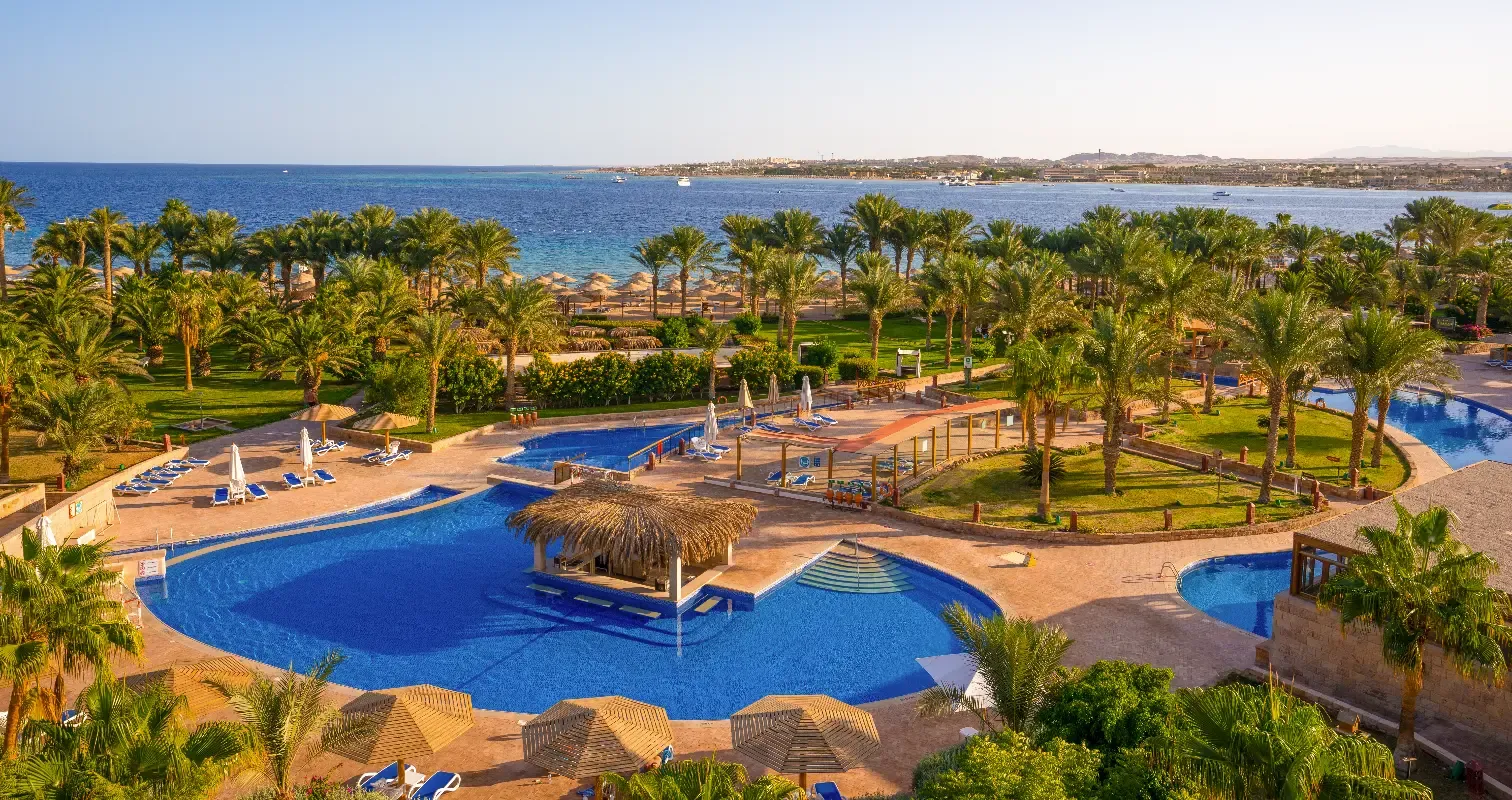 Fort Arabesque Beach Resort — 5-star Red Sea beachfront resort in Hurghada, Egypt